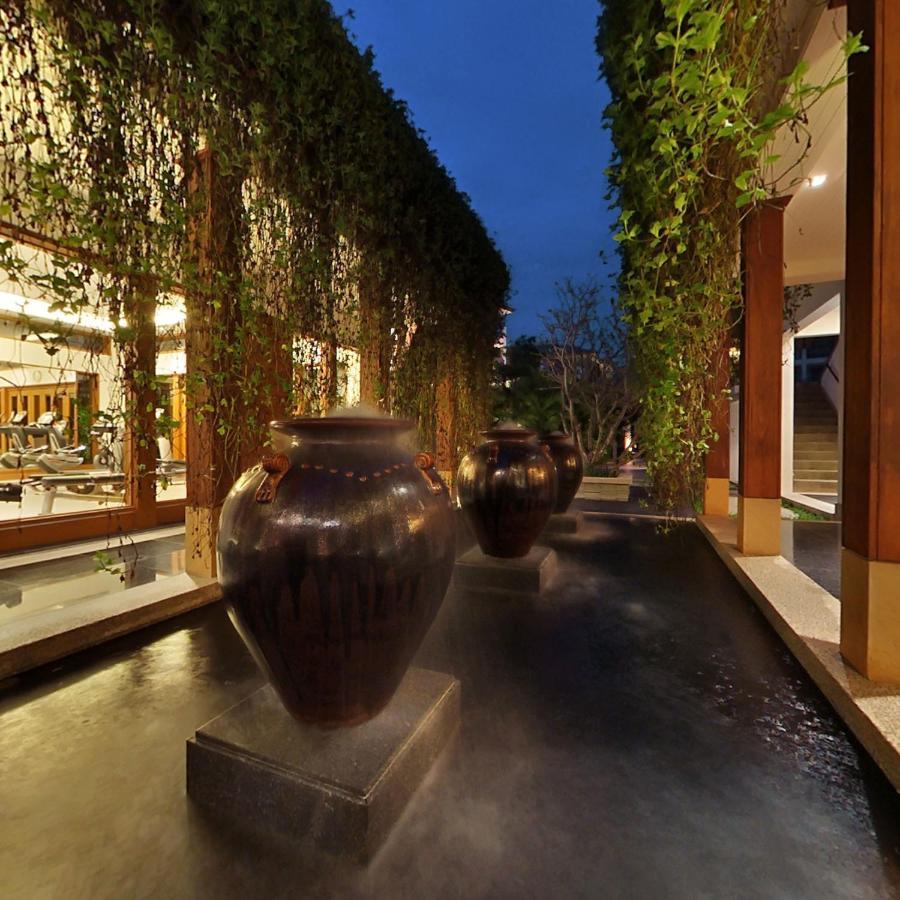 Hotel Pearl Of Naithon Extérieur photo